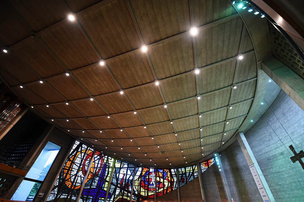 Die Lörracher Kirche St. Peter bleibt wegen ihres maroden Dachs