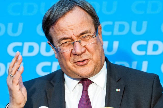 Nordrhein-Westfalens Ministerprsident...r den Vorsitz der Bundes-CDU bewerben.  | Foto: dpa