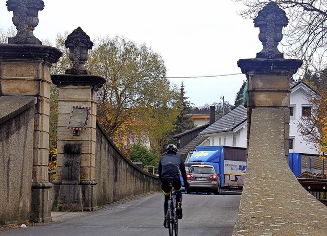 Die Bregbrcke ist ein  Wahrzeichen  d... Bauwerk soll nun  abgerissen werden.   | Foto: Reichart