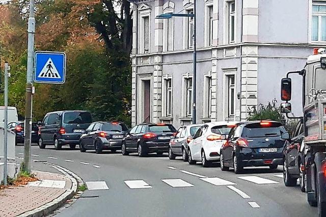 Stau in Brombach, Haagen und Hauingen wegen Straßensperrung