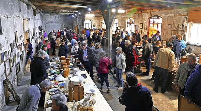 Flohmarkt in der alten Herdfabrik in der Lihlstrae.   | Foto: Seller