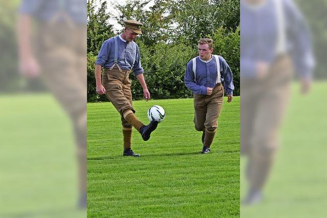 Wie man eine Feuerpause im Ersten Weltkrieg zum Kicken nutzte