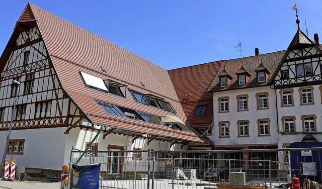 Der unter Denkmalschutz stehende Gutsh... in das traditionsreiche Gebude ein.   | Foto: Karin Heiss