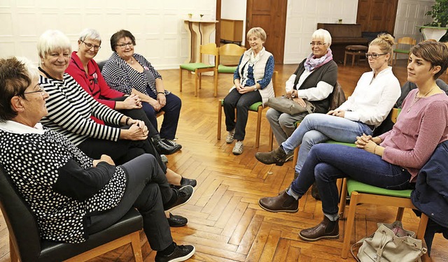 Es war eine berschaubare Runde bei de...ers und Sandra Bartzsch (von rechts).   | Foto: Karin Heiss