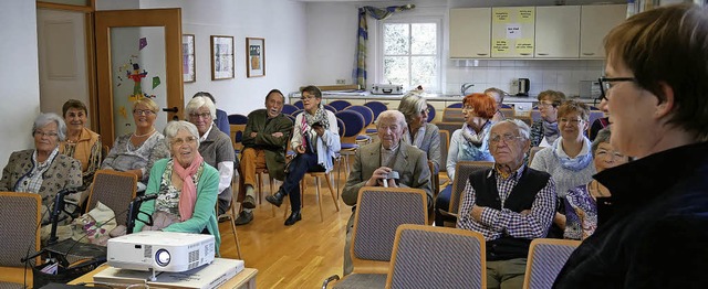 Iris Kaupp referierte erstmals ber psychische Erkrankungen im Alter.  | Foto: Eva Korinth