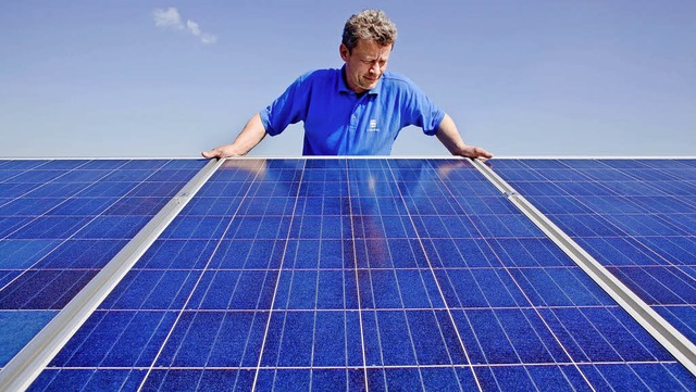 Sehr groes Potenzial sieht das nun ve...e Konzept im Ausbau der Photovoltaik.   | Foto: dpa