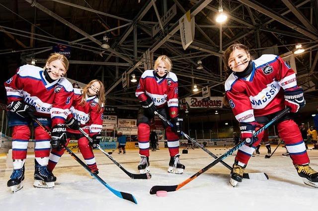 Am Samstag können Mädchen beim EHC in den Eishockeysport reinschnuppern