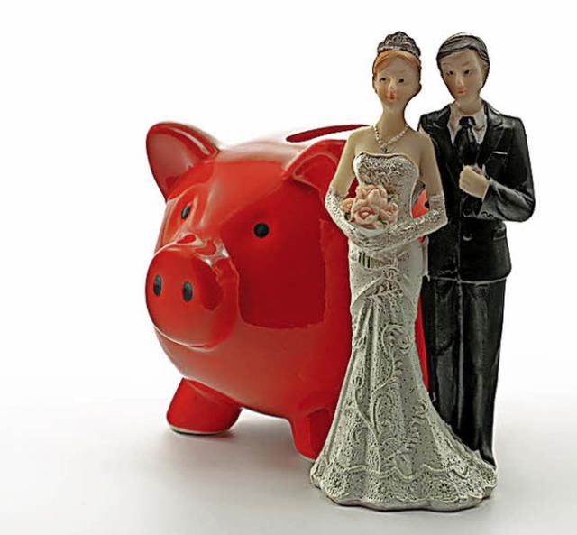 Geld ist fr knapp jeden Vierten ein Grund zum Heiraten.  | Foto: Schlierner - Fotolia