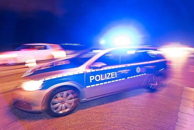 Nach BMW-Diebstahl: Polizei nimmt Verdächtige fest - zu Fuß