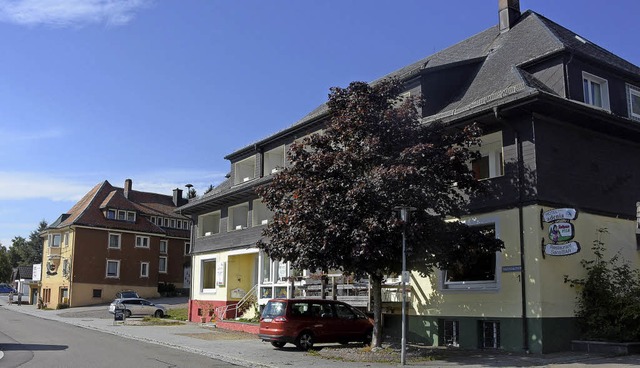 Der  Kauf des Hotels Adenia (Bild Vord... der Gemeinde Hchenschwand bemerkbar.  | Foto: Stefan Pichler