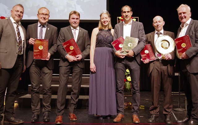 Mit Ehrenpreisen wurden am Donnerstag ...nigin Miriam Kaltenbach ausgezeichnet.  | Foto: Christeleit
