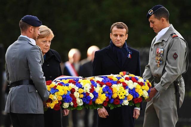 Gedenken an Weltkriegsende: Macron und Merkel in Compiègne