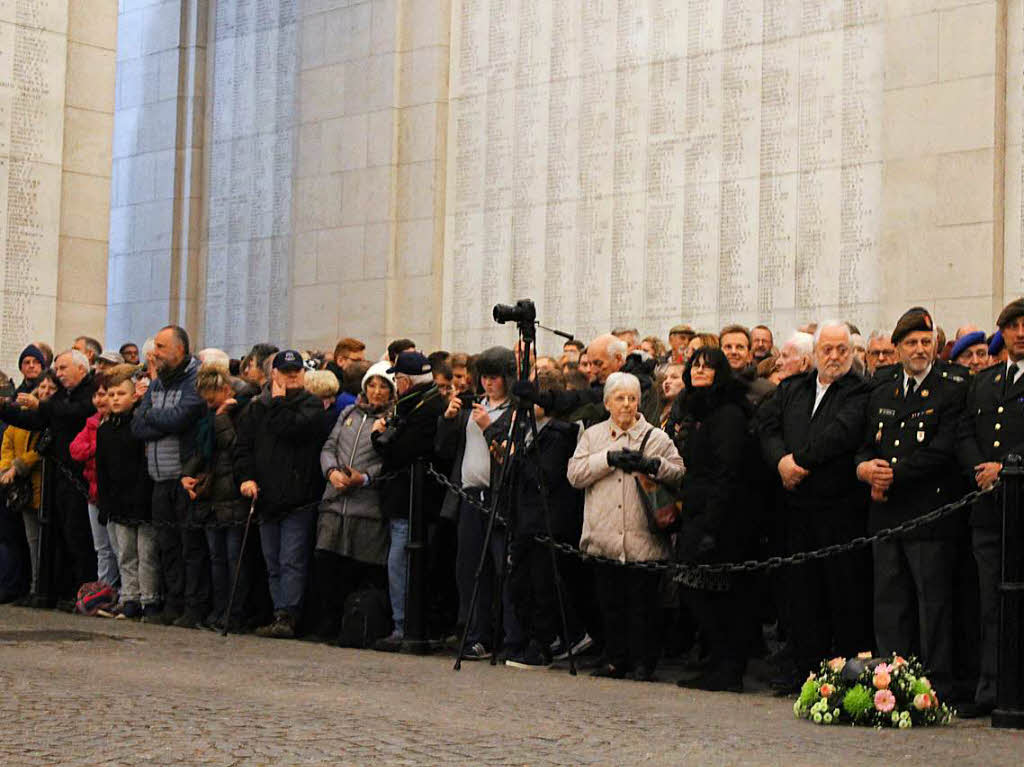 Zuschauer bei der Gedenkzeremonie