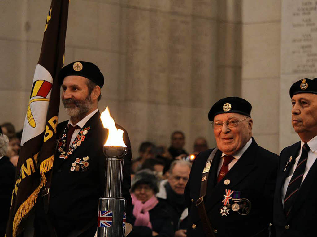 Mehrere Generationen an Veteranen waren Teil der Zeremonie.