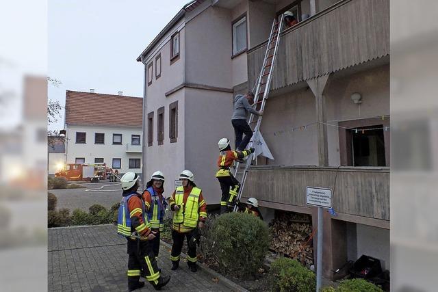 Feuerwehr stellt ihre Schlagkraft unter Beweis