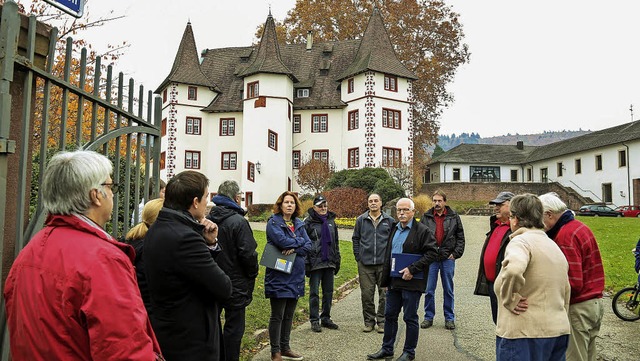 Der Schmieheimer Schlossgarten war eine Station der Ortsbegehung.   | Foto: Sandra Decoux-Kone