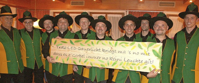 Erleuchtet? Der Rwihler Narrenrat st...Matthias Eschbach und Carsten Eschbach  | Foto: Peter Schtz