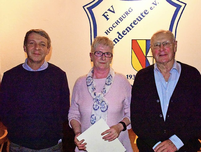 Francis Catel, Sibylle Jetter und Edmu...) wurden zu Ehrenmitgliedern ernannt.   | Foto: Hans Meidhof