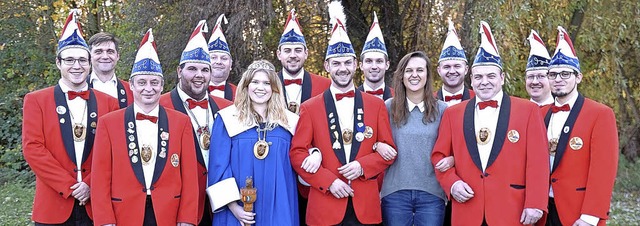 Die neue Prinzessin Franziska I der Wyhler Narrengilde mit ihrem Hofstaat.  | Foto: Jrgen Schweizer