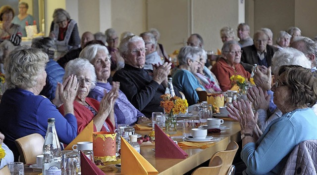 Der  Seniorennachmittag der Gemeinde war gut besucht.    | Foto: Ounas