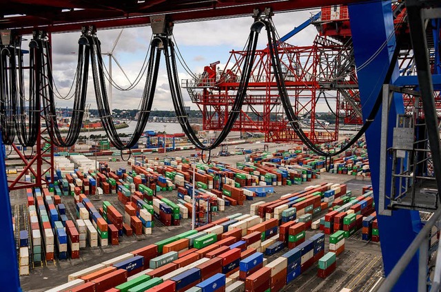 Der Export leidet unter den Handelskonflikten.   | Foto: DPA