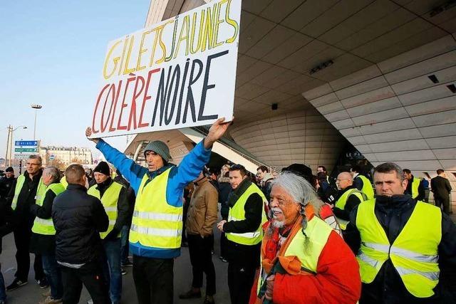 Hunderttausende demonstrierten in Frankreich wegen geplanter Spritpreis-Erhhung