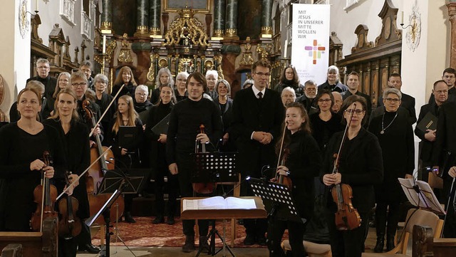 Mnsterchor und -orchester sowie ein S... Requiem von Johannes Westermayer auf.  | Foto: Michael Gottstein
