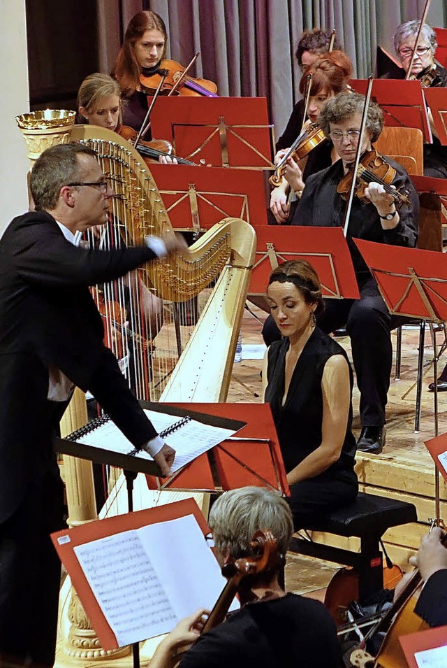 Dirigent Frank Nilly erwies sich einma...ls sicherer Fhrer seines Orchesters.   | Foto: Frey