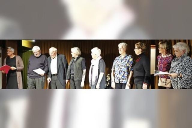 Fatales Seniorentheater begeistert mit Brecht-Stück