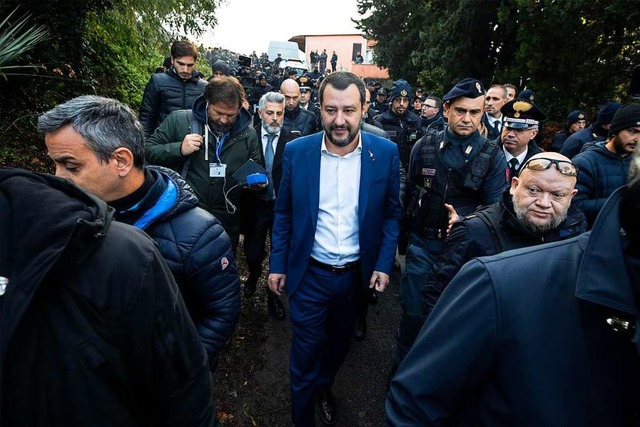 Matteo Salvini, stellvertretender Prem...n kriminellen Familienclan Casamonica.  | Foto: dpa