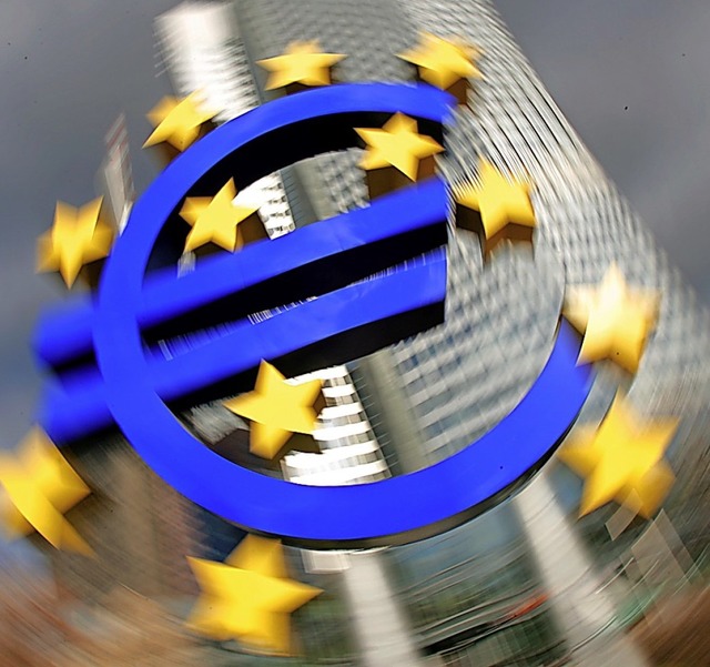 Um die EU und den Euro gibt es derzeit viel Aufregung.   | Foto: dpa