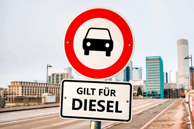 Die Fahrverbote fr Dieselautos werden... doch wie sollen sie berwacht werden?  | Foto: Thomas Reimer  (stock.adobe.com)