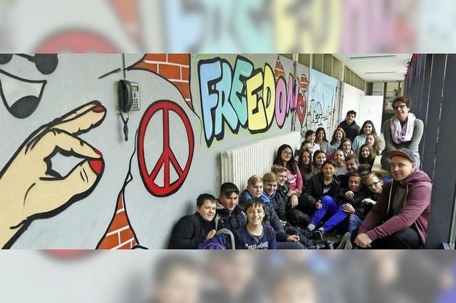 Graffiti im Schulhausflur – ganz legal