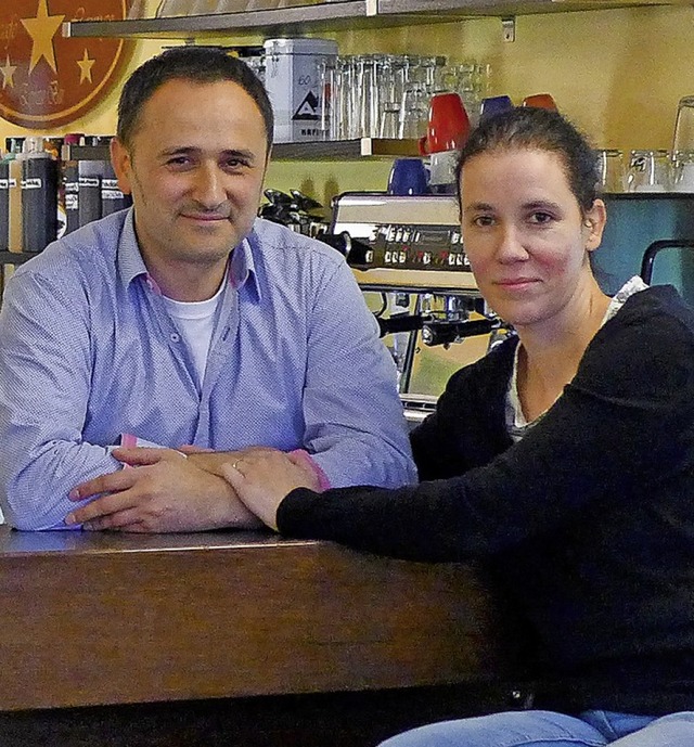 Eiscaf-Betreiber Hasan und Manuela Boyali   | Foto: Schler