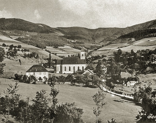 Yach mit Kirche St. Wendelin um 1930   | Foto: Archivfoto (Repro): Familie Kern-He