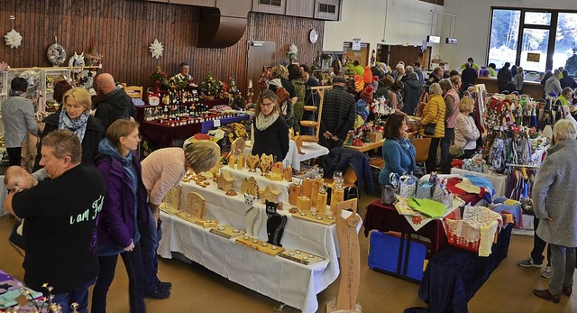 21 Stnde gab es beim Weihnachtsbasar ...lbtler Landfrauen in der Albtalhalle.  | Foto: Christiane Sahli