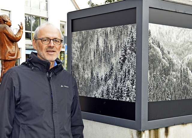 Am Pfaffeneck, bei der Skulptur vom Pf...-Bilder von Lutz Scherer ausgestellt.   | Foto: Gerhard Lck