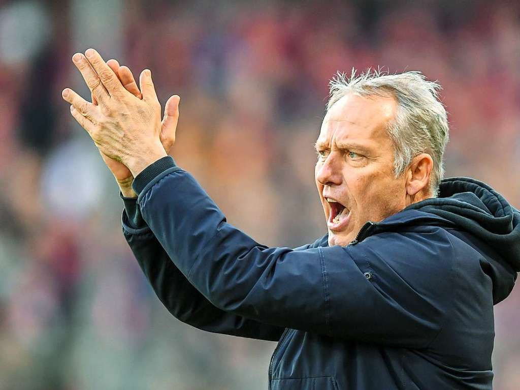 Applaus vom Trainer: Der Sportclub zeigte gegen Bremen einen couragierte Leistung, die von Trainer Streich an der Seitenlinie honoriert wurde.