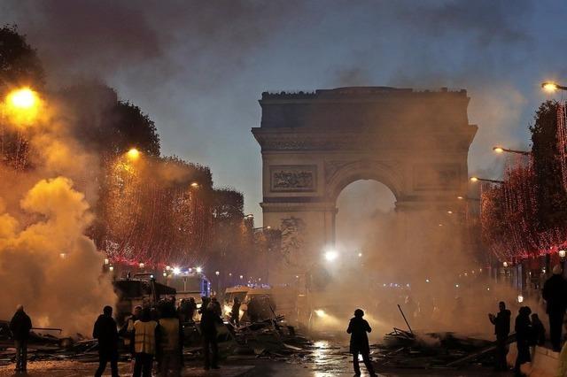 Gewalt bei Protesten in Paris