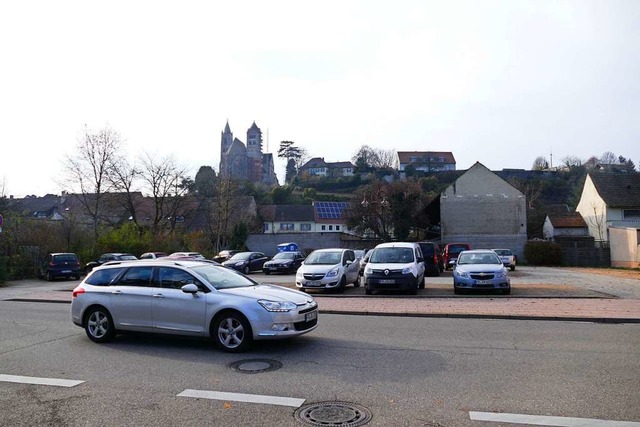 Nur auf dem Parkplatz an der Kupfertor... in Verbindung mit einer Wohnbebauung.  | Foto: Thomas Rhenisch