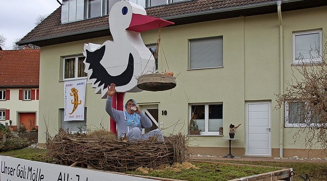 Die Grimmelshofener Narren &#8222;Gle...mue Bob d Baumeischter her.&#8220;    | Foto: Jutta Binner-Schwarz