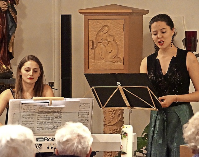 Rebeka Stojkoska (Piano) und Juliane S...n ein Liederprogramm nach Endingen.     | Foto: Ilona Hge