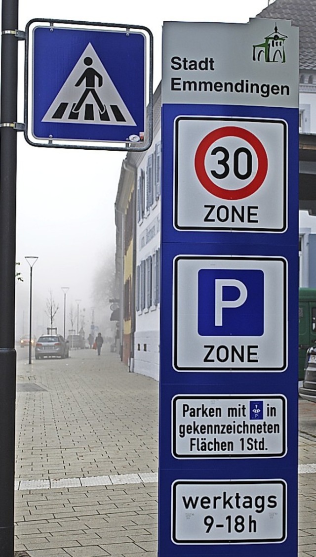 Vielleicht gewhnungsbedrftig, aber k...ang zur Parkzone Karl-Friedrich-Strae  | Foto: Jahn