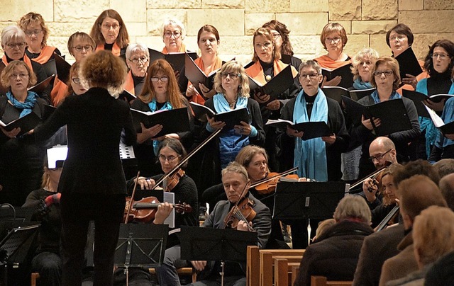 Die  Gundel-Singers, der  Chor Johonne...ul aus Freiburg traten gemeinsam auf.   | Foto: Andrea Steinhart