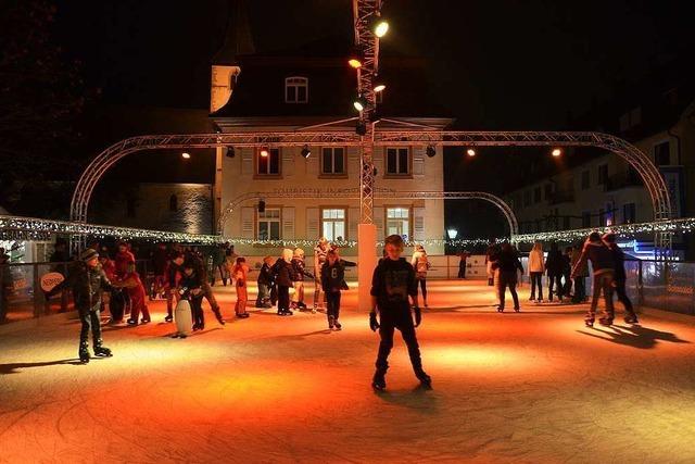 Eisbahn auf dem Markgrfler Platz