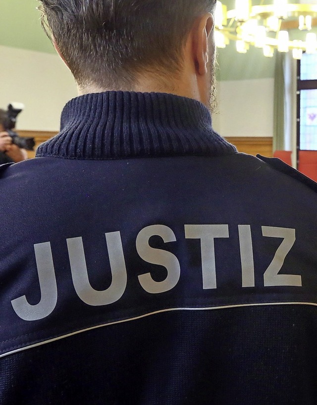 Ein 25-Jhriger muss sich wegen versuc...m Waldshuter Landgericht verantworten.  | Foto: Symbolfoto: Christian Essler (dpa)