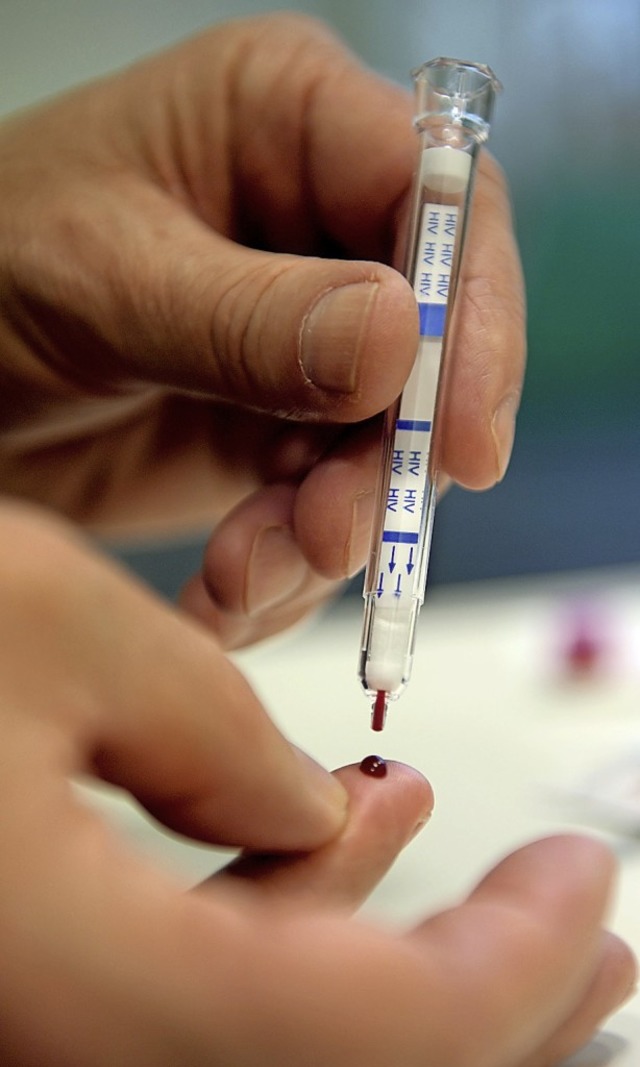 HIV-Heimtests  funktionieren wie  Blutzucker-Checks bei Diabetes.   | Foto: dpa