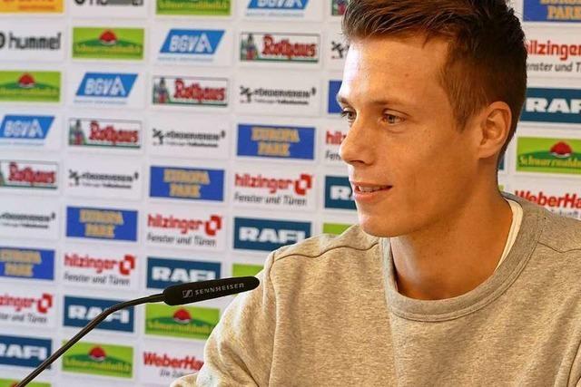 Zisch-Pressekonferenz beim SC Freiburg mit Torwart Alexander Schwolow