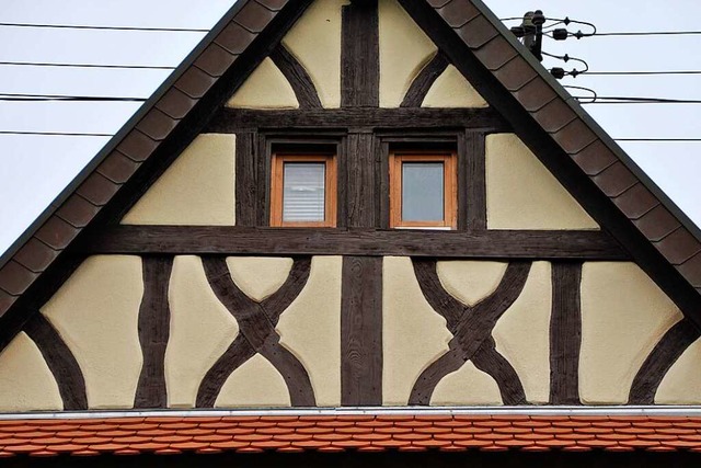 Fachwerkhaus in Gottenheim mit zwei Balkenkreuzen in Form eines Andreaskreuzes  | Foto: Manfred Frietsch