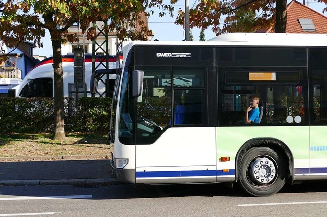 Ein Cityticket fr Bus und Bahn hat au...ht andere Angebote unterlaufen werden.  | Foto: Peter Gerigk